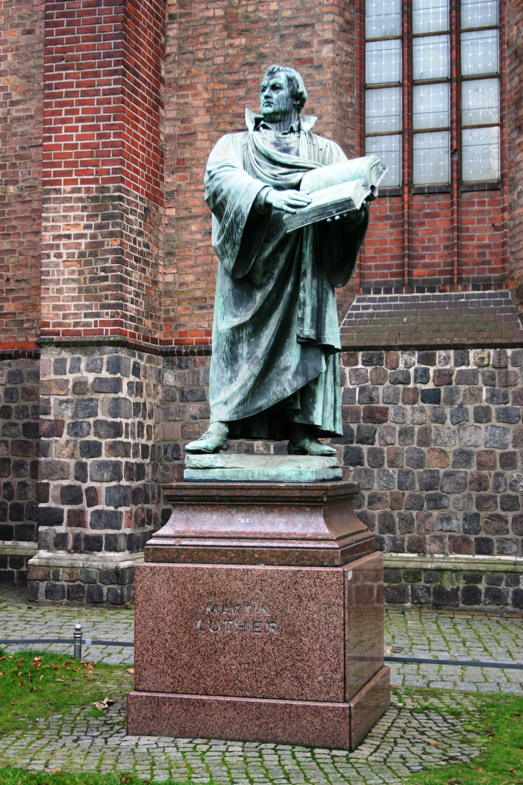 Martin Luther Denkmal Bildhauerei In Berlin