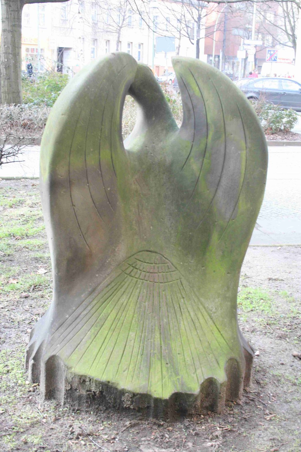 Adler Bildhauerei in Berlin