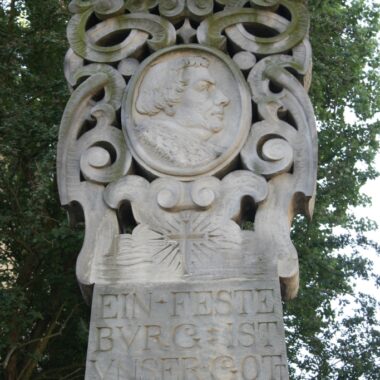 Luther-Bismark-Stele