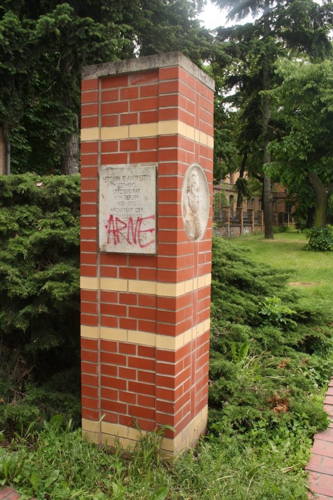 HermannBlankensteinStele Bildhauerei in Berlin