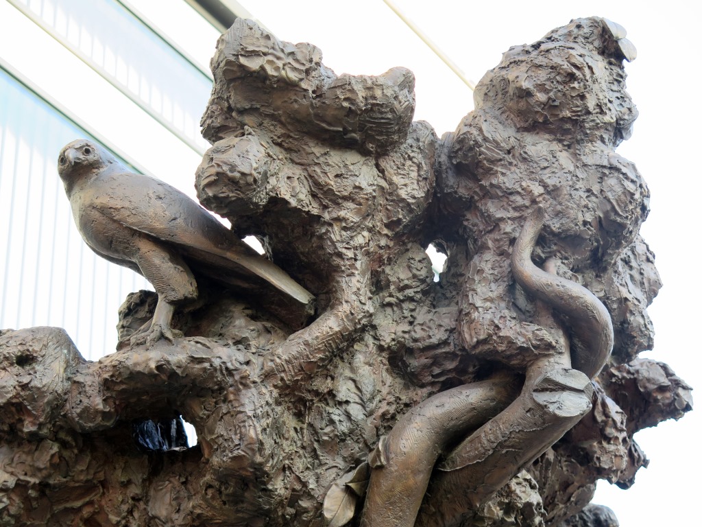 Baumdenkmal Bildhauerei in Berlin