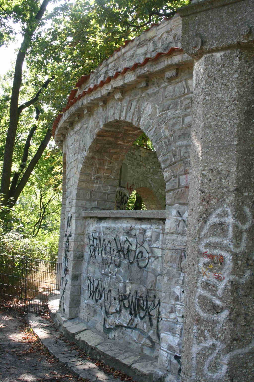 Kriegerdenkmal Bildhauerei in Berlin