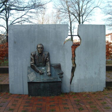 Denkmal für Carl von Ossietzky