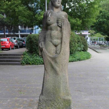 Frau