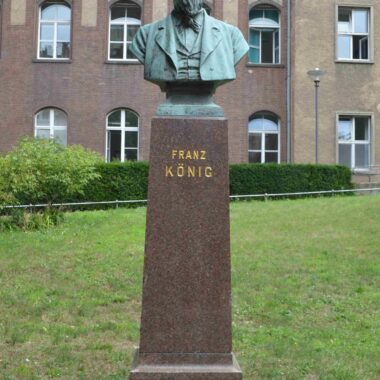 Franz König-Denkmal