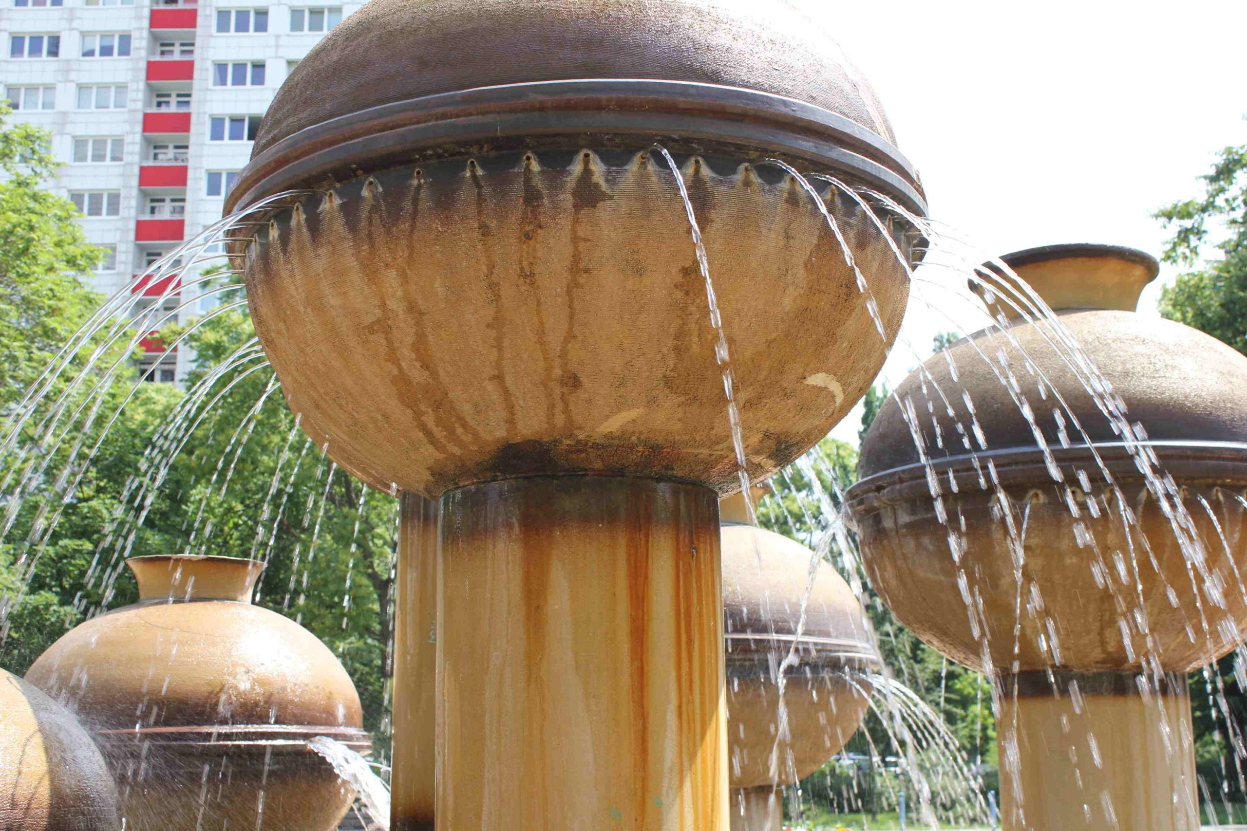 Keramikbrunnen Bildhauerei in Berlin