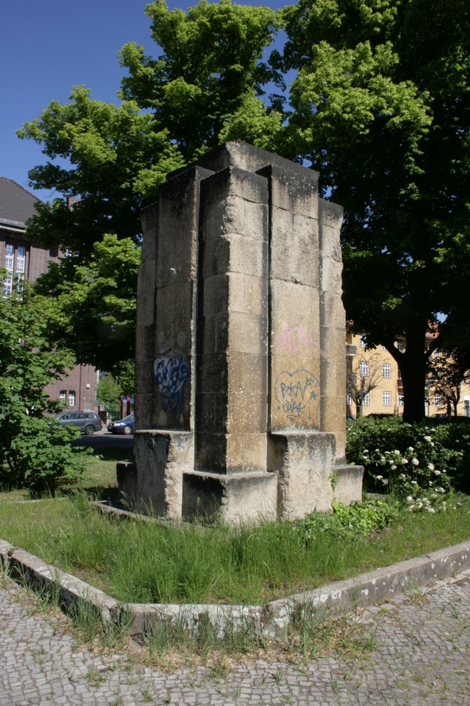 Kriegerdenkmal Oberschöneweide Bildhauerei in Berlin