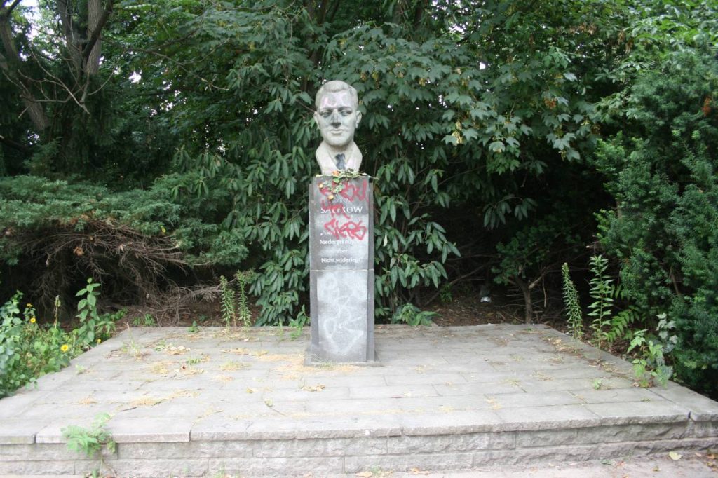 AntonSaefkowDenkmal Bildhauerei in Berlin