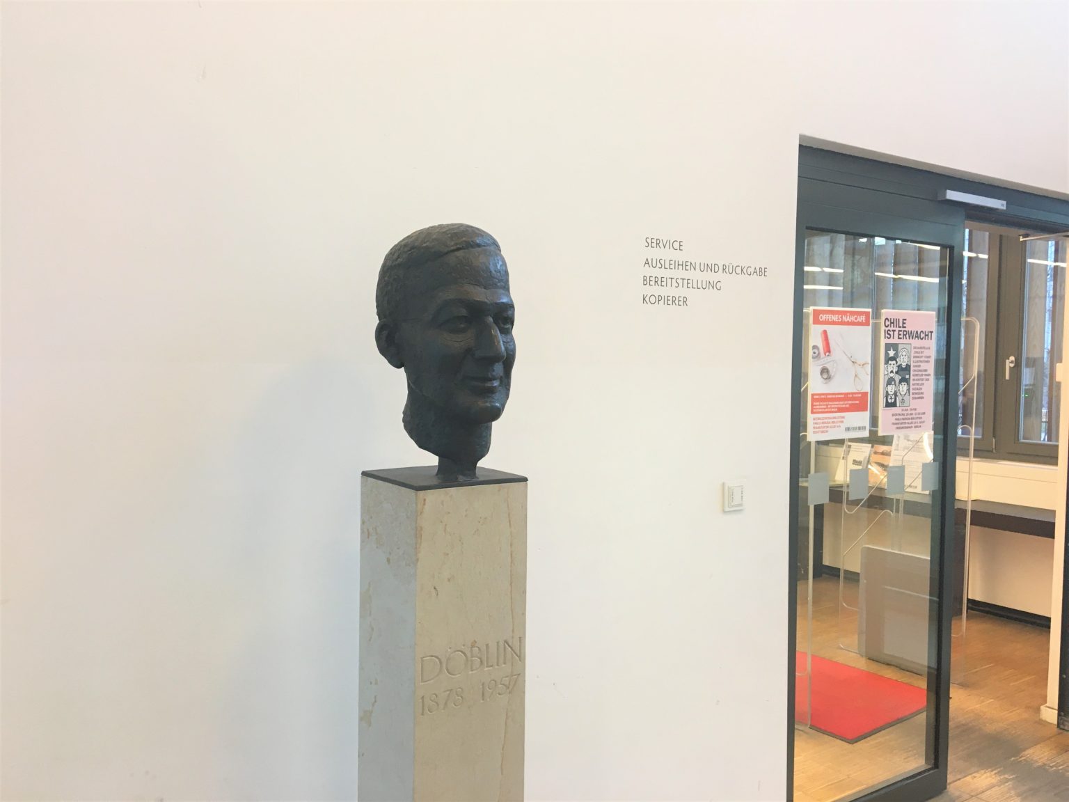 AlfredDöblinDenkmal Bildhauerei in Berlin