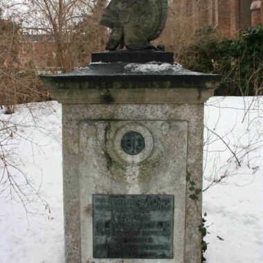 Alexander-Freiherr-von-Blomberg-Denkmal